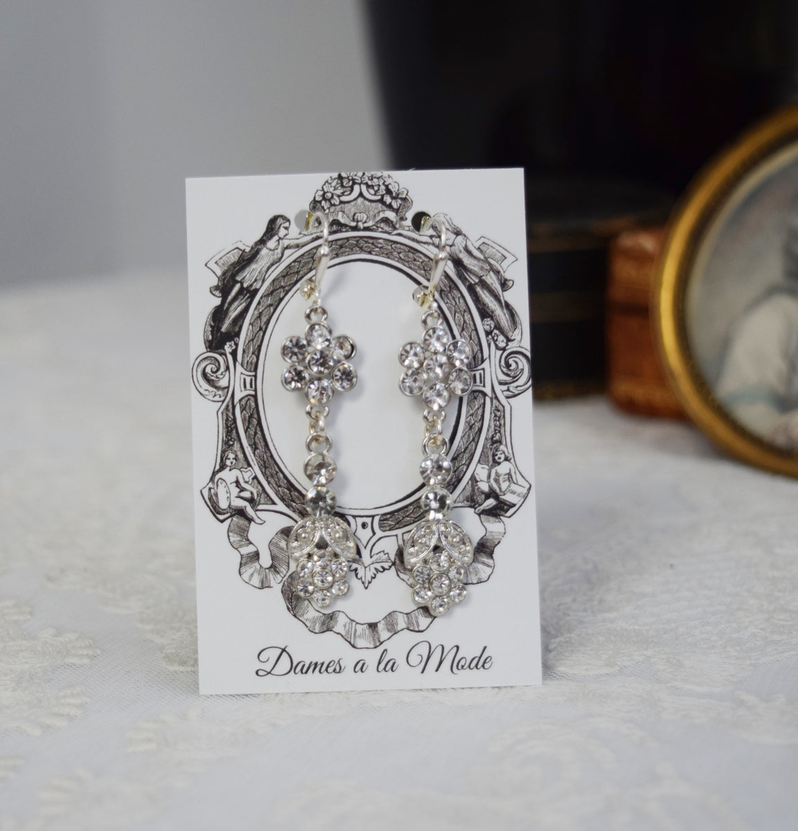 Bruiloft Bruidsfeest Strass Marquise Cluster Kroonluchter Dangle Stateherent Oorbellen Goudkleur Bruiloft Bruidsfeest Strass Marquise Cluster Kroonluchter Dangle Stateherent Oorbellen Goudkleur