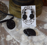 "Ironwork" Victorian Hand & Fan Brooch
