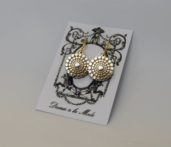 Golden Texture Round Earrings