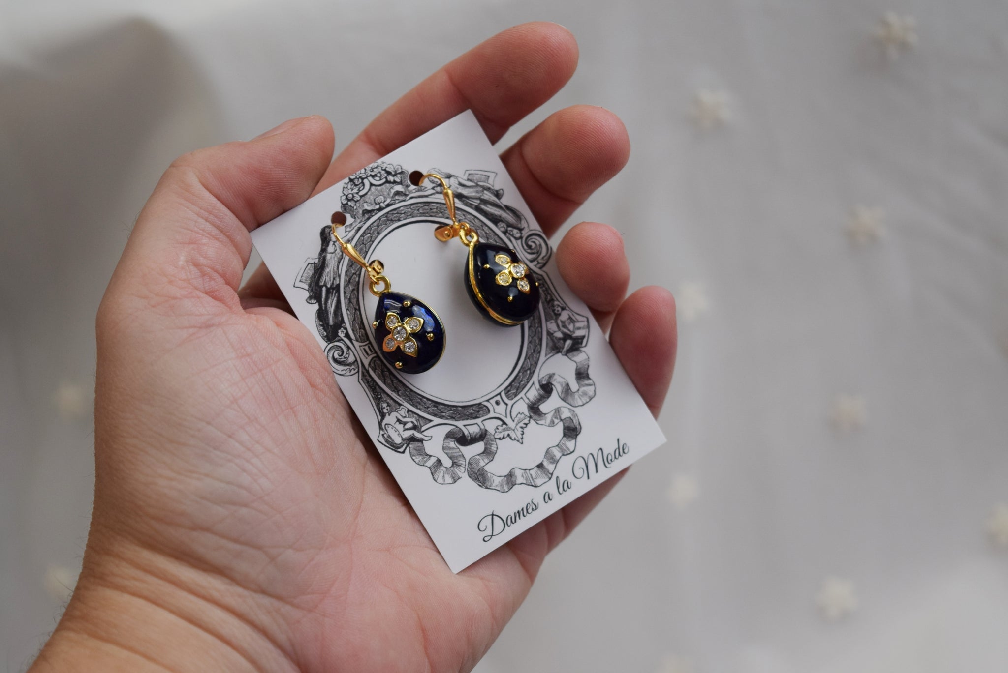 アクセサリー source objrcts Large Egg Earrings Fabergé Egg Earrings - KTCollection
