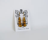 Victorian style golden dangle earrings - Inverted Teardrop
