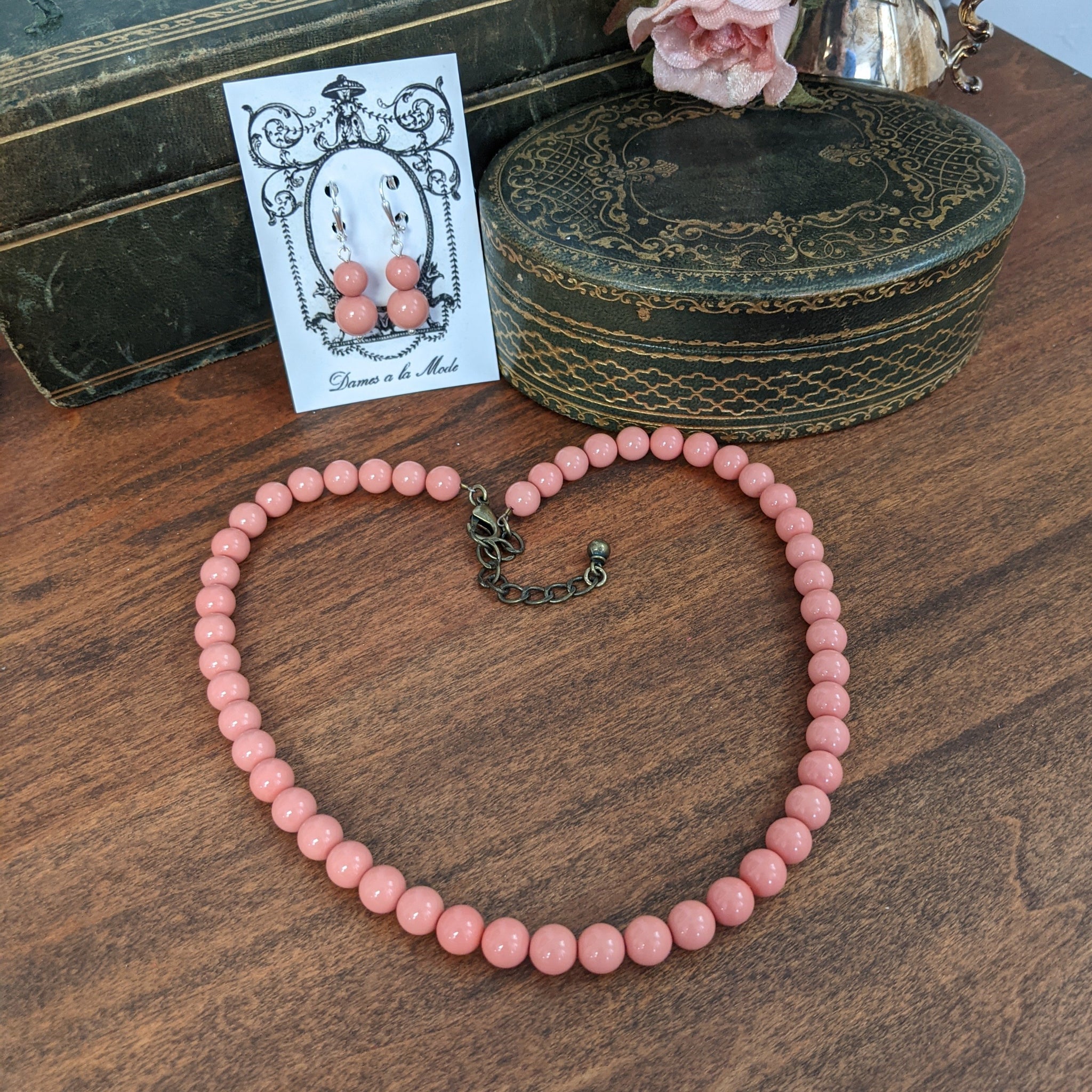 Pink Coral Pearl Beaded Necklace - Small – Dames a la Mode